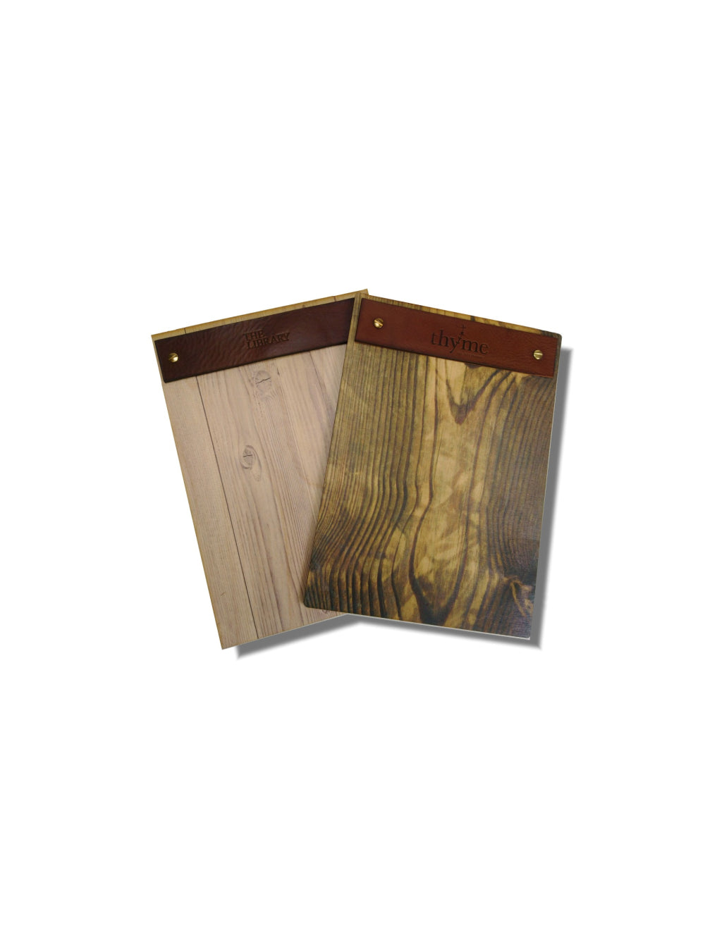 Houten menubaart met lederen bar